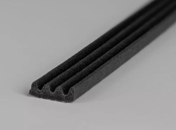 Ellen Tochtband K 9x3mm 7,5m Zelfklevend Kleine Kier Zwart