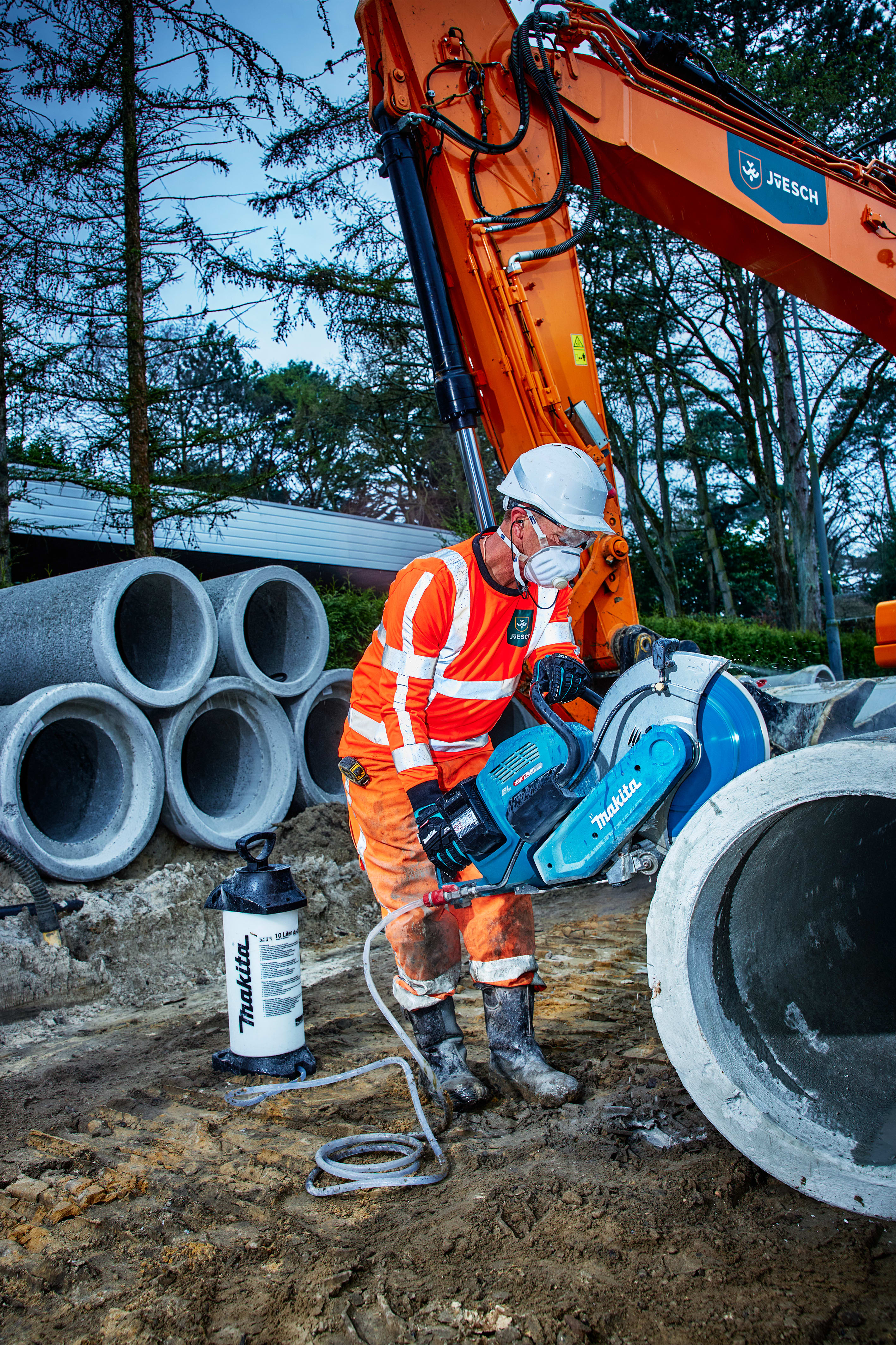 Product afbeelding voor Makita Accu Doorslijper CE001GZ 2x40V XTG Zonder Accu En Lader In Doos