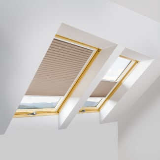 Product afbeelding voor Fakro Plissegordijn APS/W II 134x95cm Handmatig Kleur Bruin (661) Aluminium Witte Zijgeleiding