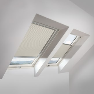 Product afbeelding voor Fakro Honeycomb Plissegordijn APF/A II 94x75cm Handmatig Kleur Beige (602) Aluminium Zijdleiding